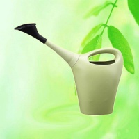 China Portable Garden Flower Watering Can