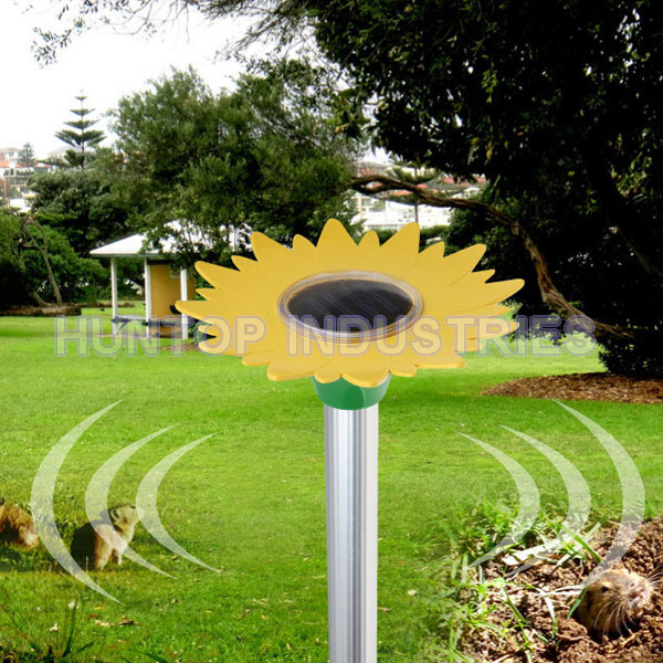 China Sunflower Solar Mole Repeller HT5304 China factory supplier manufacturer