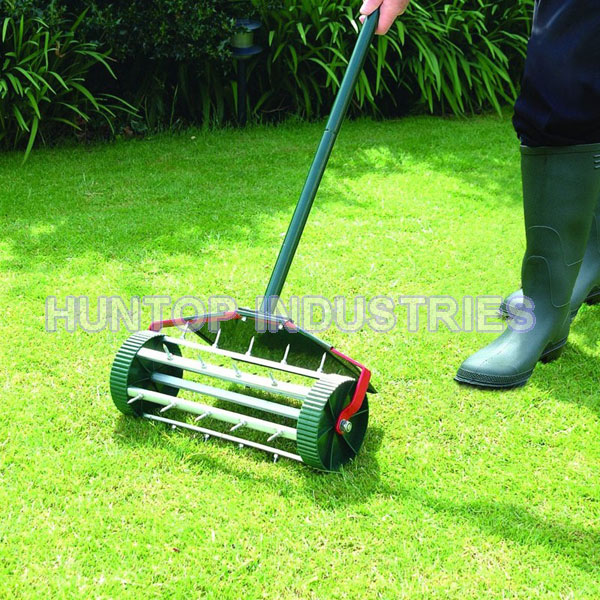 China Garden Lawn Spike Aerator HT5813 China factory supplier manufacturer